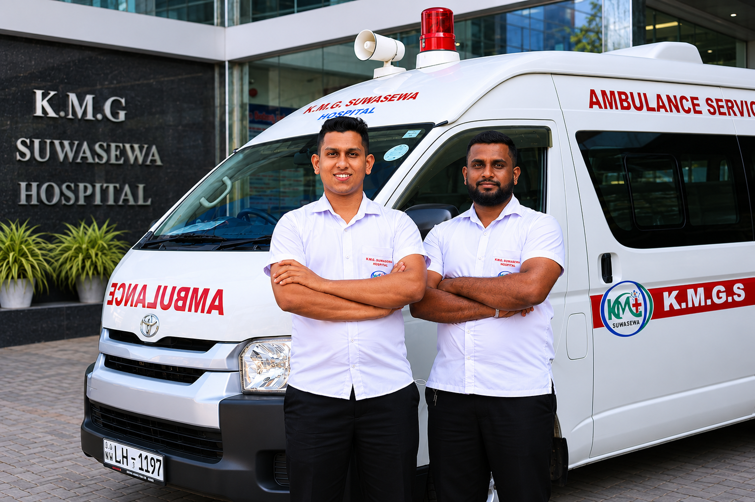 KMG Suwasewa ambulance service team
